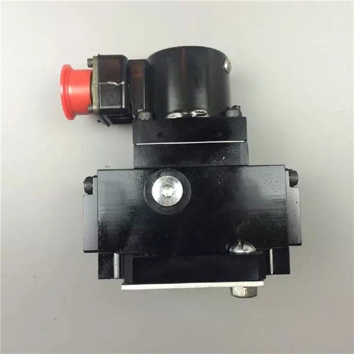 Parker Proportional Pressure Reducing Pilot Valve BD BD15 BD15AAANB10 BD15-AAA-NB-10 801234-AAA-NR BD15 10GPM 69MA Servo Valve