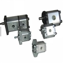 KOMATSU WA420-3D Hydraulic Loader Gear Pump 705-52-30390 Double Pump Dengan Kualitas Baik